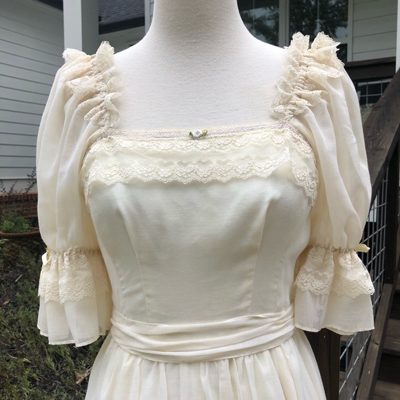 Candi Jones California prairie dress - Picture 3 of 16